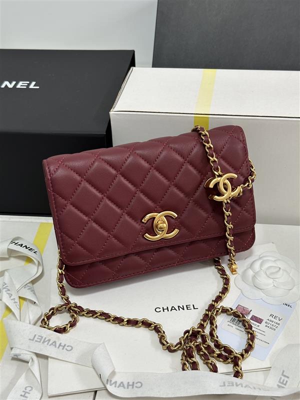 2026127205140555 700